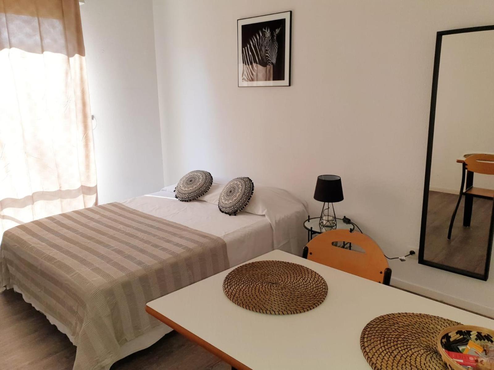 Neoresid - Residence Clos Morlot Dijon Bagian luar foto